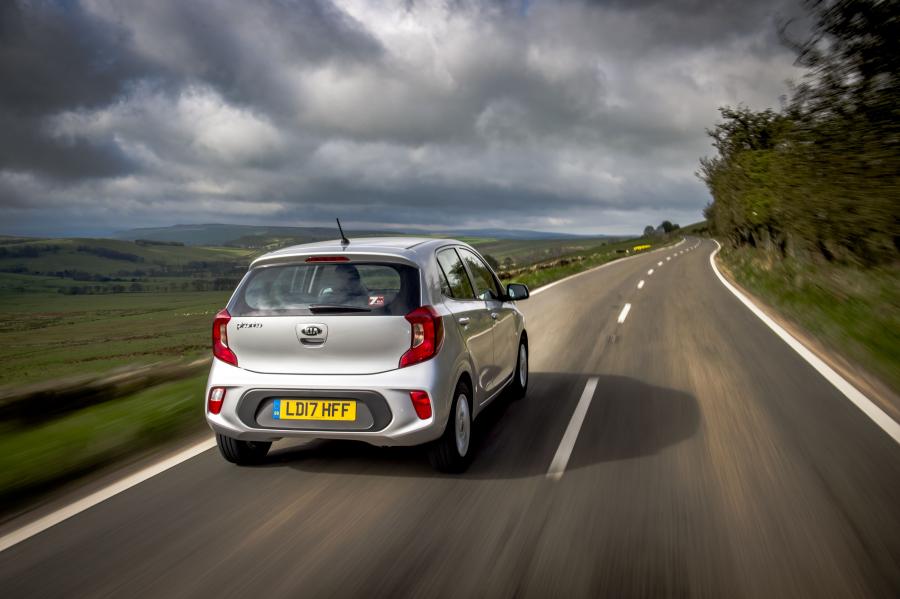  Kia Picanto 2017 года  (UK) (фото 37 из 80)